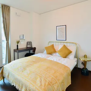 Brand-new, Close To Centre, Rooftop-summer-pool Apartament
